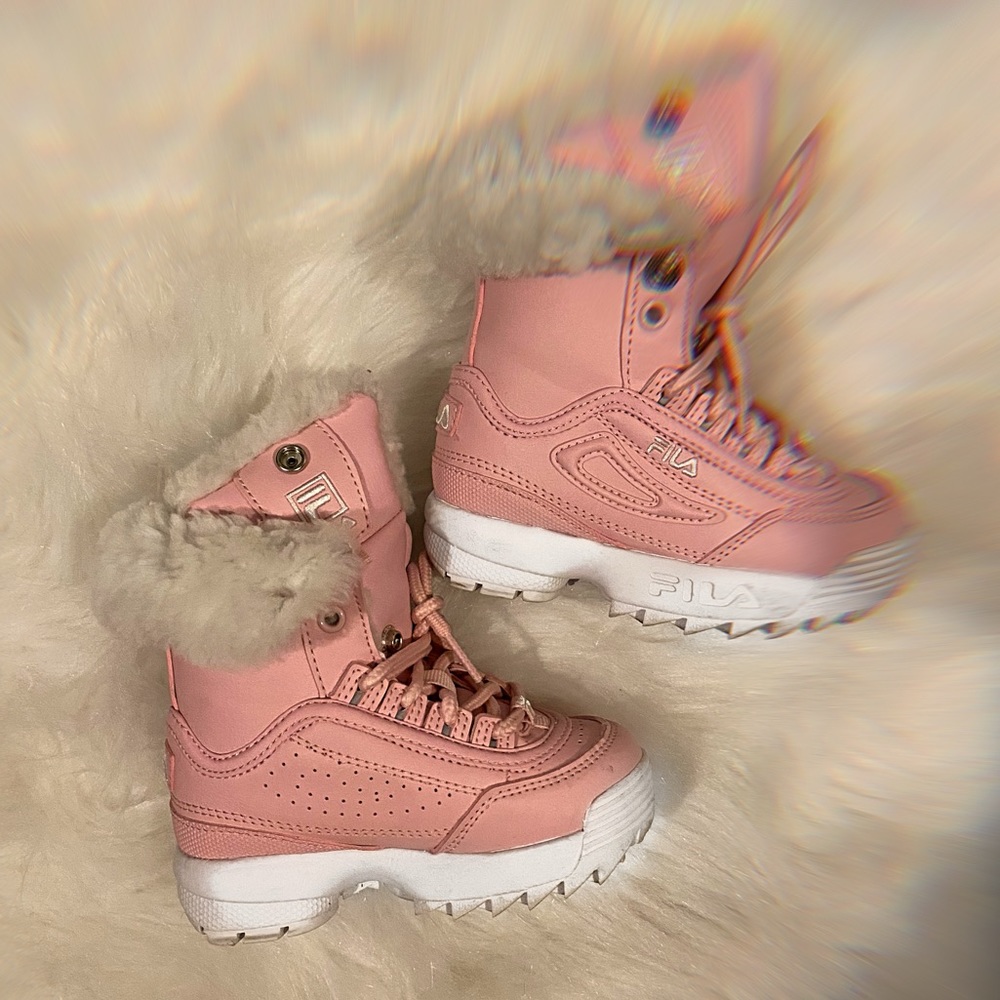 *TODDLER GIRLS PINK FILA SNOW BOOTS* (SZ 7C)